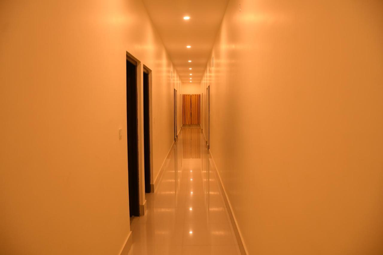 Hotel Aayes And Resort Shānti Niketan Εξωτερικό φωτογραφία