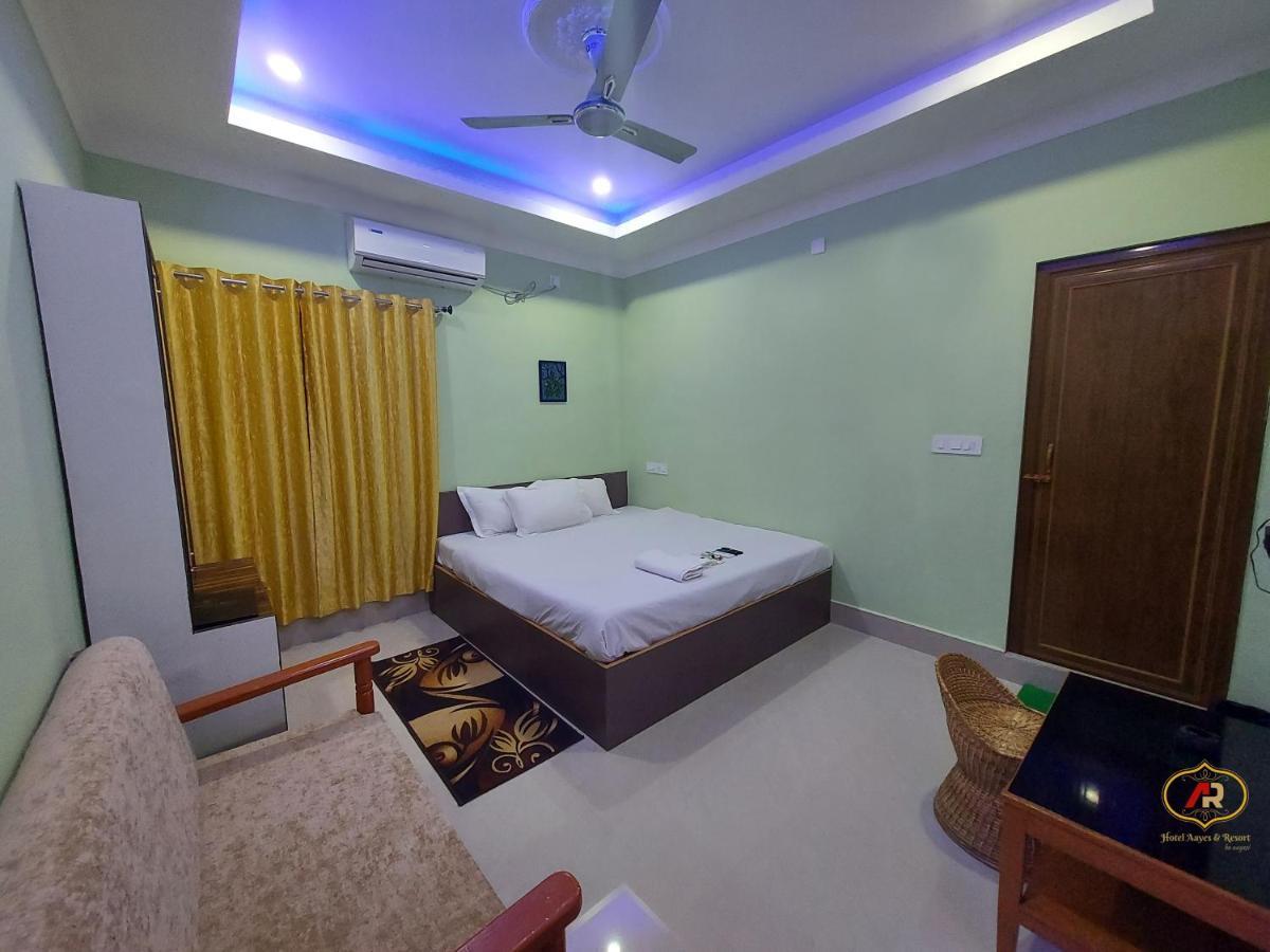 Hotel Aayes And Resort Shānti Niketan Εξωτερικό φωτογραφία